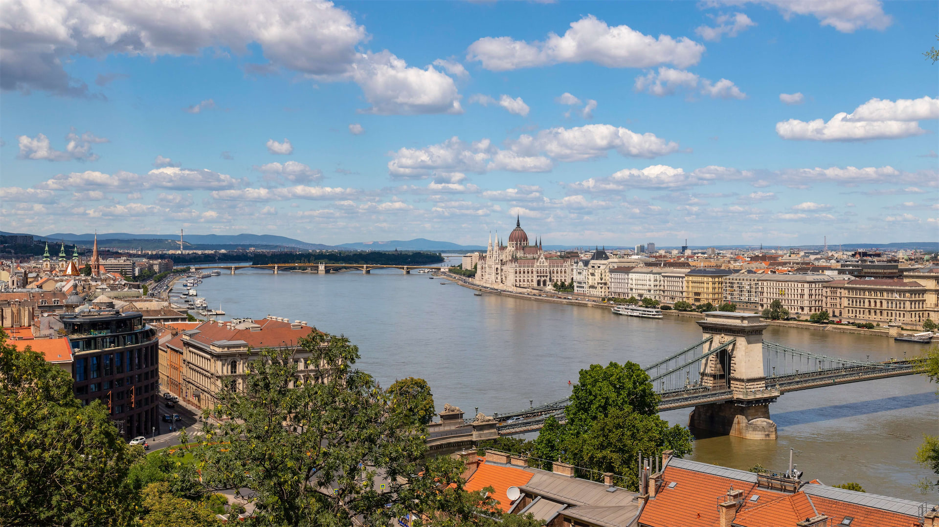 Danube River Cruise & Prague